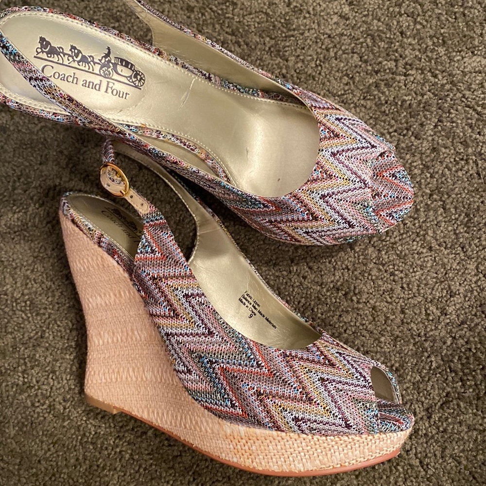 Coach and four brand worn once good condition no chipped sides